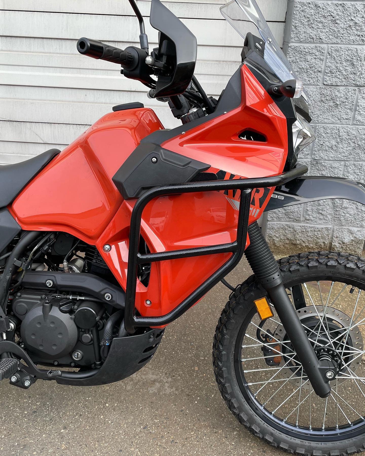 Gen3 KLR650 full body crash bar and heavy duty side racks. 2022 model